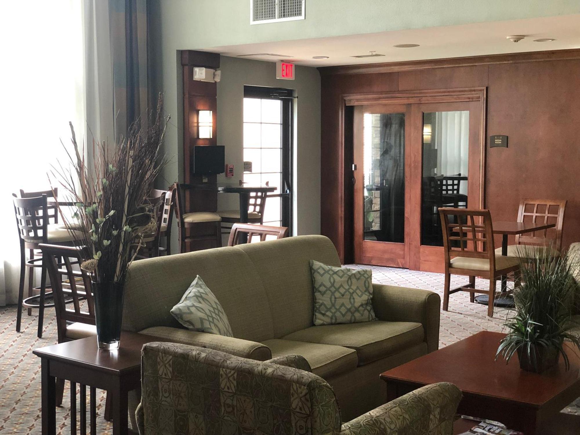 Westay Suites - Covington/Mandeville Ngoại thất bức ảnh
